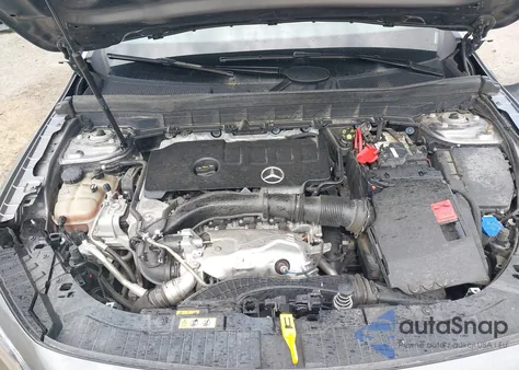 2022 Mercedes-Benz Glb 250 4Matic z USA, uszkodzony, nr VIN W1N4M4HB8NW186631